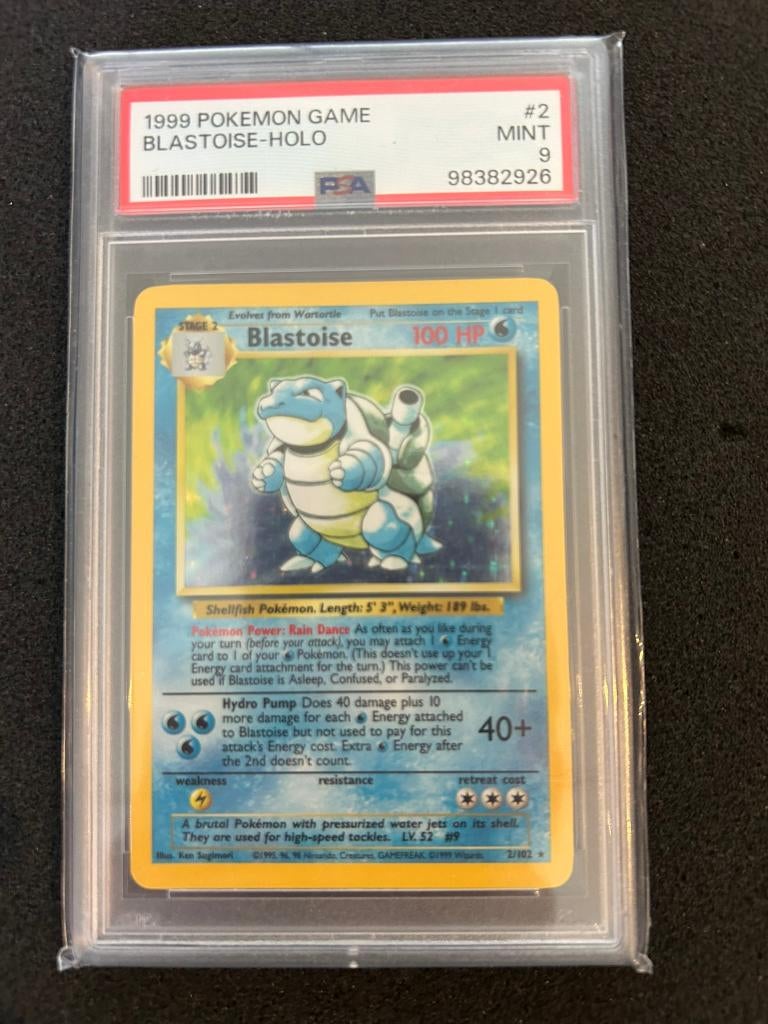 2/102 base blastoise psa 9, Hobby en Vrije tijd, Verzamelkaartspellen | Pokémon, Ophalen of Verzenden, Zo goed als nieuw, Foil