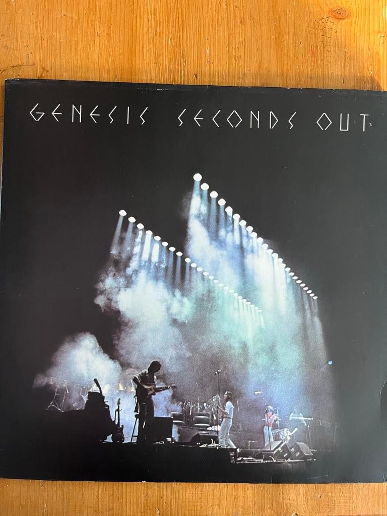 Genesis - Seconds Out 2LP, Dubbel-LP, Ophalen of Verzenden, Zo goed als nieuw, Progressive
