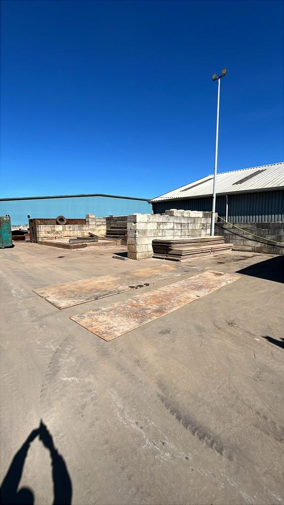 Partij stalen rijplaten, Ophalen, Gebruikt, Nvt, Nvt