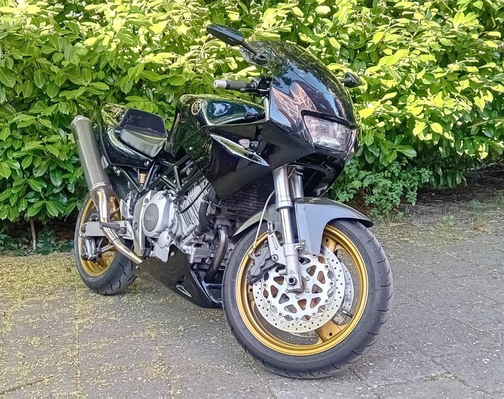 Yamaha TRX 850 technisch sterk, rijklaar., 2 cilinders, Sportuitlaat, Occasion, Motorrijbewijs A