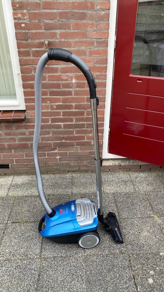 Inventum stofzuiger, Witgoed en Apparatuur, Ophalen, Zo goed als nieuw