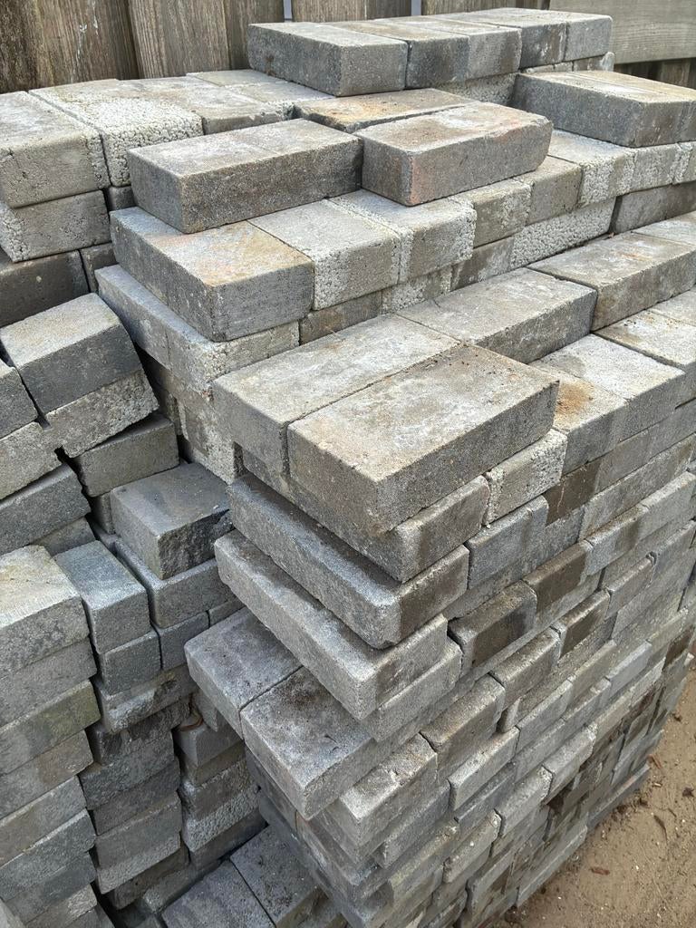 Metselstenen gratis ophalen, Doe-het-zelf en Verbouw, Metselstenen, Ophalen, Gebruikt, Beton