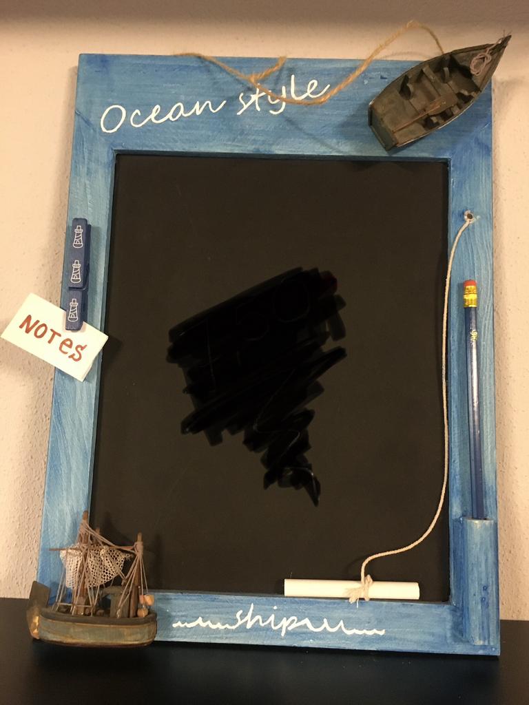 Krijtbors boot, Ophalen of Verzenden, Zo goed als nieuw