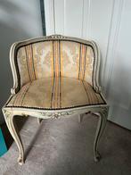 Decoratieve stoel met barokke details en gestreepte stof, Huis en Inrichting, Ophalen, Gebruikt, Overige kleuren, Eén