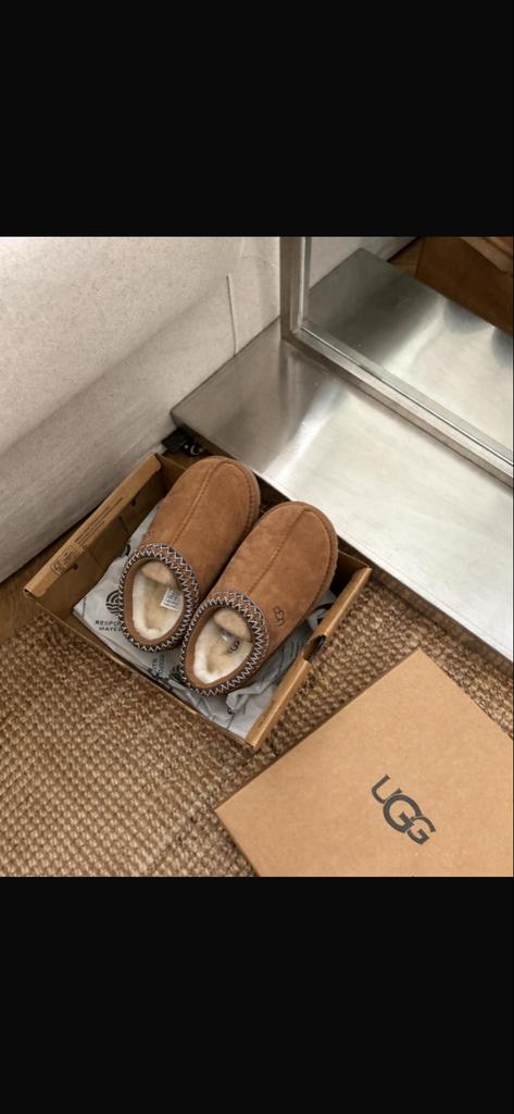 Nieuwe UGG Tasman pantoffels - Maat 37 ,38,39, Ophalen of Verzenden, Nieuw, Bruin, Pantoffels of Sloffen