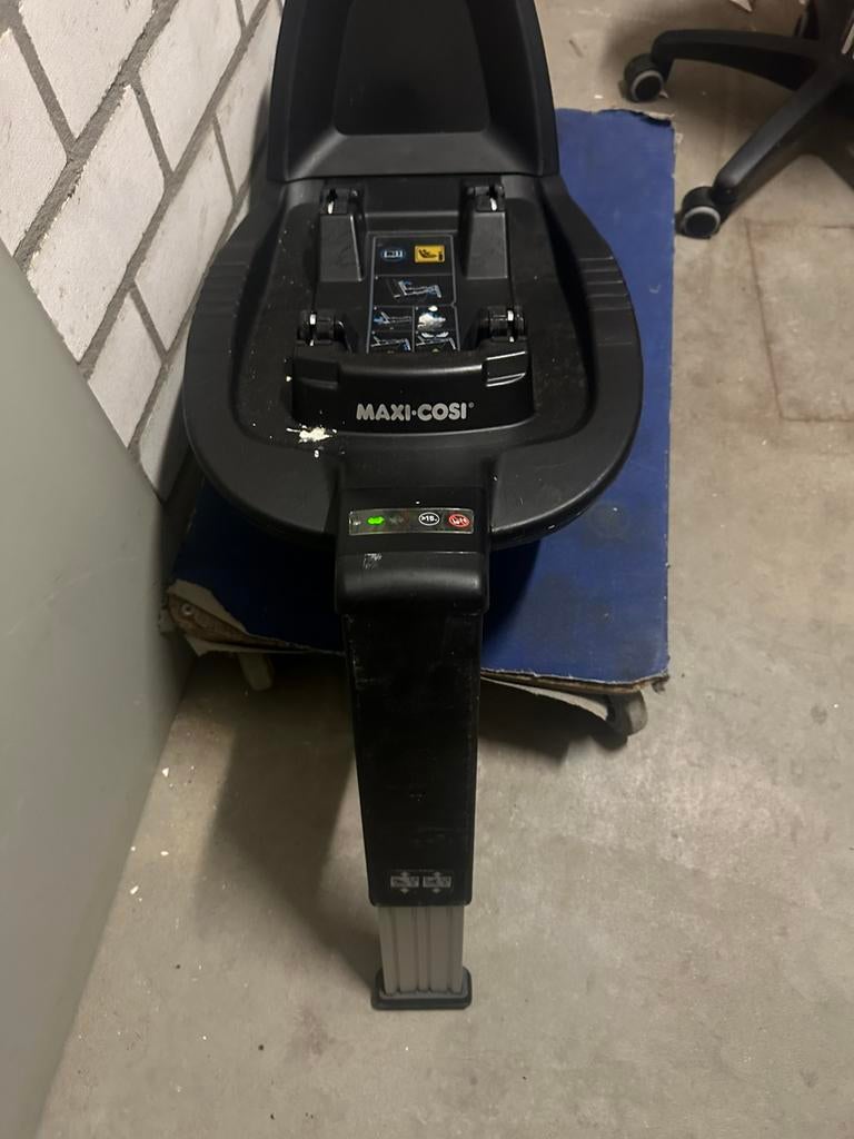 Isofix FamilyFix3 Maxi Cosi, Kinderen en Baby's, Autostoeltjes, Ophalen, Zo goed als nieuw, Isofix, 0 t/m 13 kg