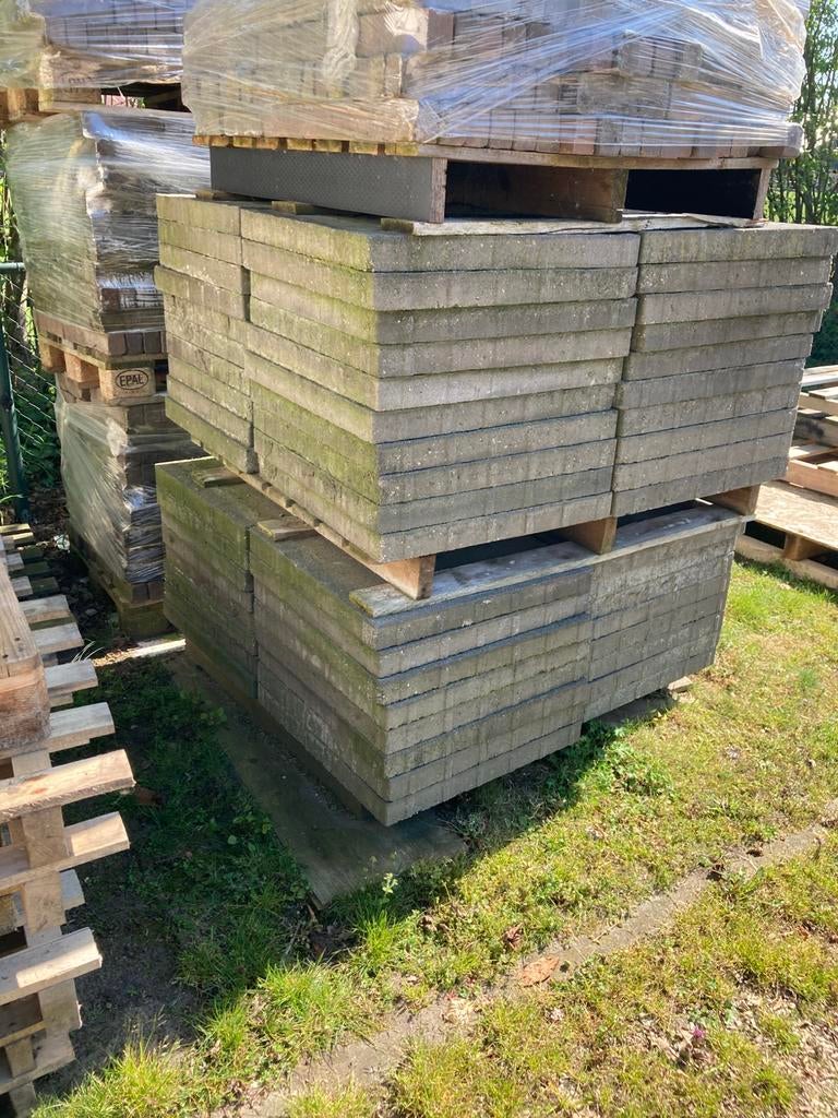 Ca 110 terras tegels 60x60 betongrijs, Ophalen, Zo goed als nieuw, Beton, Terrastegels