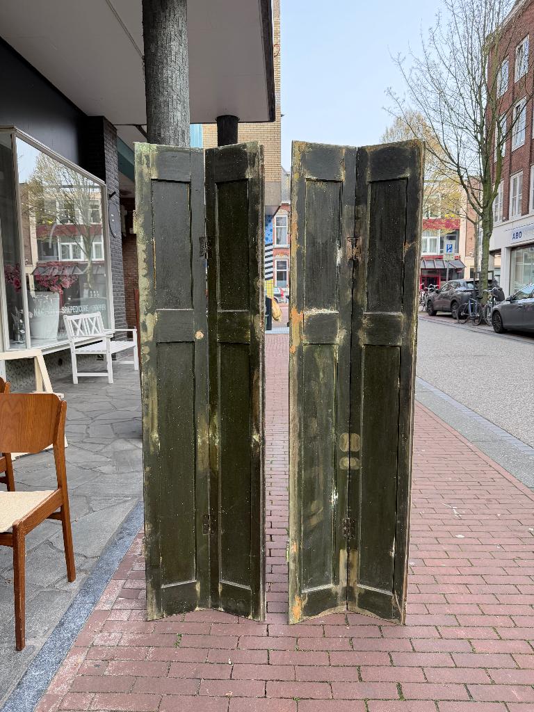 SALE: Antieke luiken, vintage houten paneelluiken Frankrijk