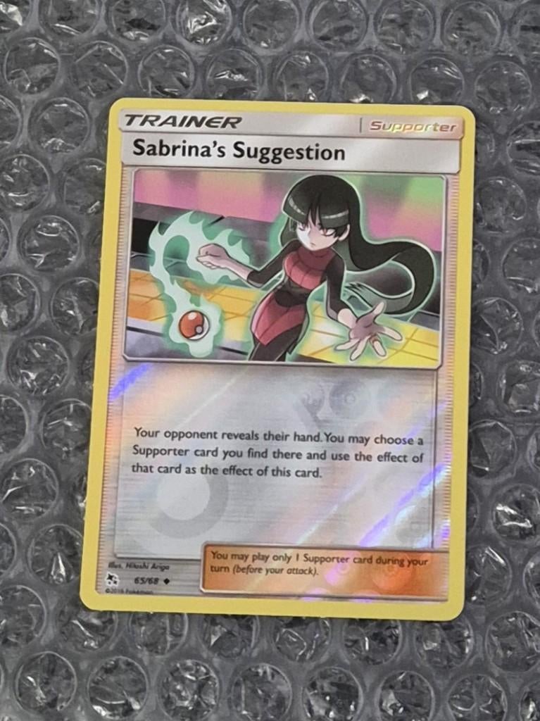 Reverse Sabrina's Suggestion 65/68 Hidden Fates Sun & Moon, Ophalen of Verzenden, Zo goed als nieuw, Losse kaart, Foil
