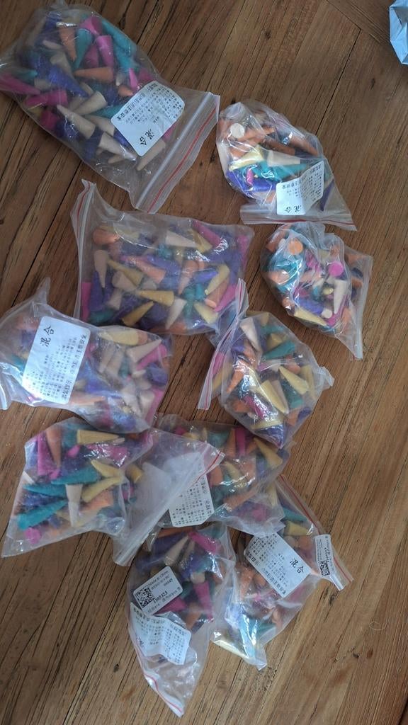 200 Wierook Kegels - Diverse Kleuren & Geuren, Hobby en Vrije tijd, Ophalen of Verzenden