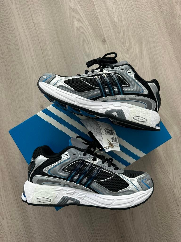Adidas response CL sneakers maat 38 2/3, Ophalen of Verzenden, Nieuw, Zwart, Sneakers of Gympen