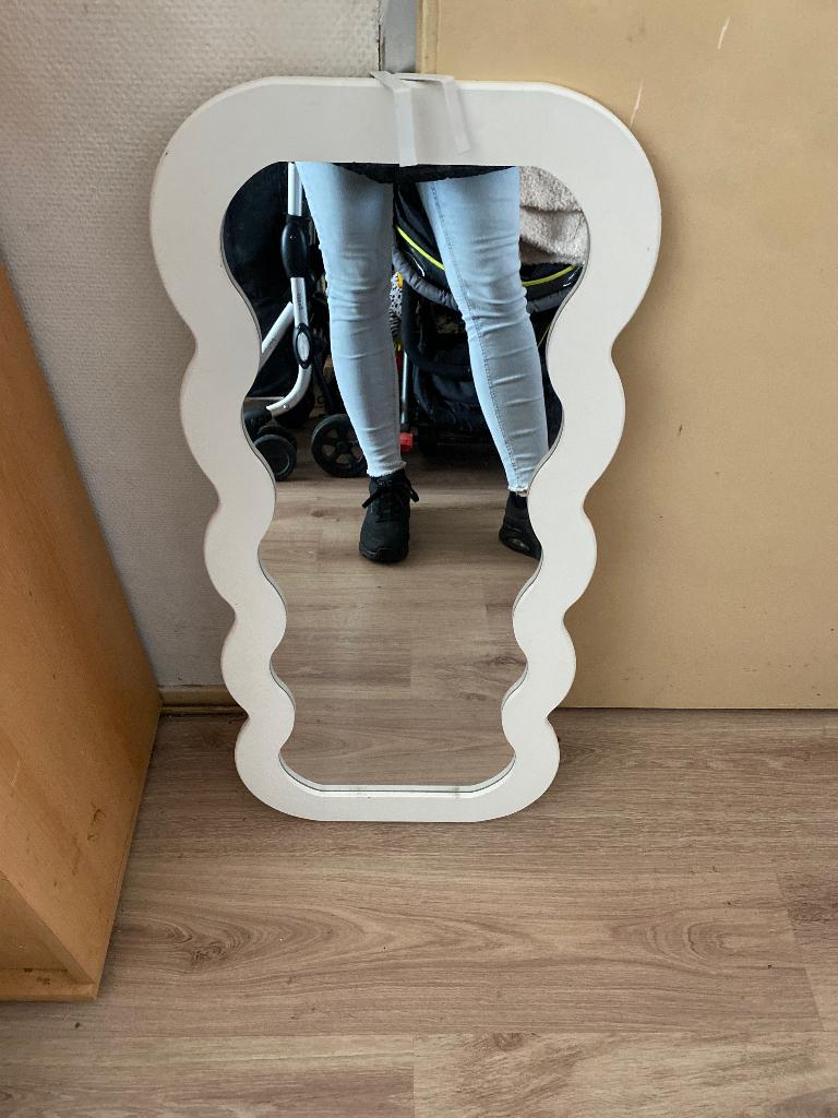 Spiegel van action, Minder dan 50 cm, Ophalen of Verzenden, Zo goed als nieuw, Minder dan 100 cm