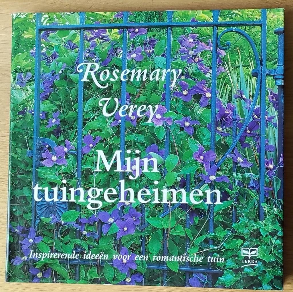 Mijn tuingeheimen - Rosemary Verey, Boeken, Tuinontwerpen, Zo goed als nieuw, Rosemary Verey, Ophalen of Verzenden