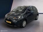 Toyota Aygo 1.0 VVT-i x-fun ✓Airco✓5Deurs✓Bluet € 8., Gebruikt, 4 stoelen, Origineel Nederlands, Bedrijf