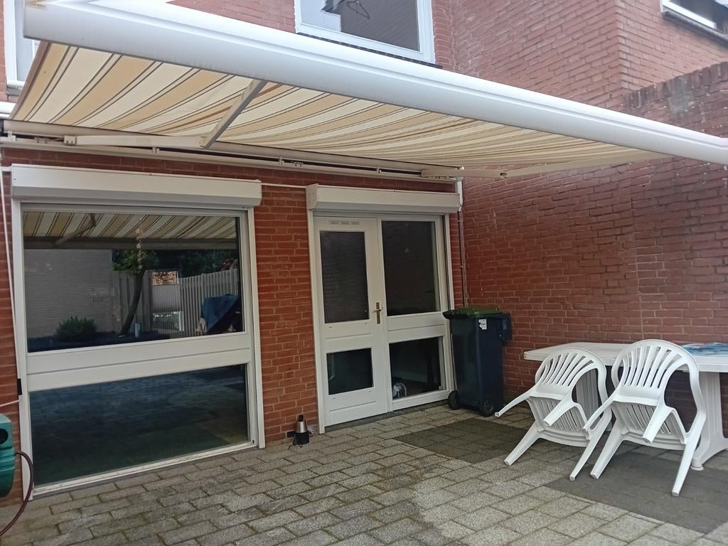 Sunpoint Knikarmscherm -bediening handmatig, Tuin en Terras, Zonneschermen, Ophalen, Gebruikt, Elektrisch, 250 cm tot 450 cm