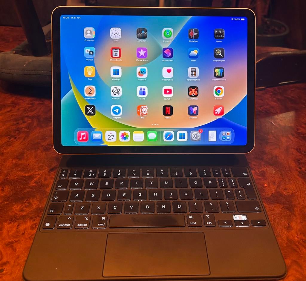 Ipad air 5 2022 M1, Computers en Software, Apple iPads, Apple iPad Air, 11 inch, Ophalen of Verzenden, Zo goed als nieuw