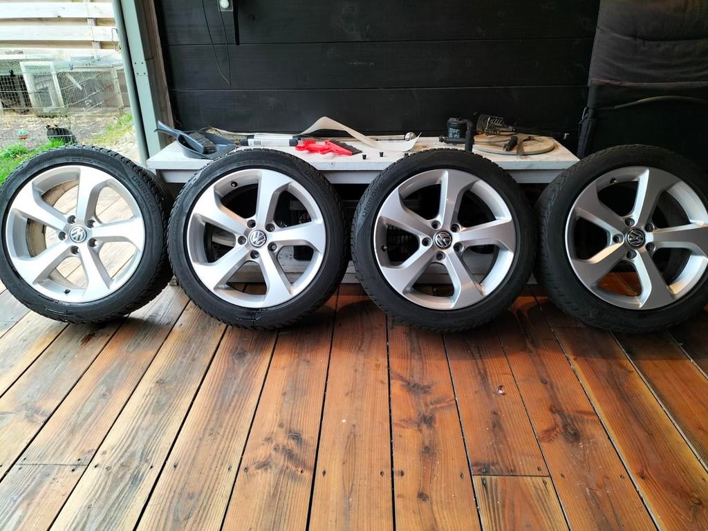 Brooklyn Velgen 17 inch – Volkswagen Golf 7
GTI, Auto-onderdelen, Banden en Velgen, Ophalen, Velg(en), 17 inch, All Season
