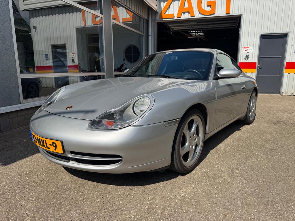 Porsche 911 3.4 Coupé Carrera 4, Auto's, Gebruikt, 1350 kg, 4 stoelen, Handgeschakeld