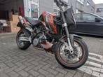 KTM Superduke 990 Akrapovic, Sportuitlaat, 2 cilinders, Motorrijbewijs A, Particulier