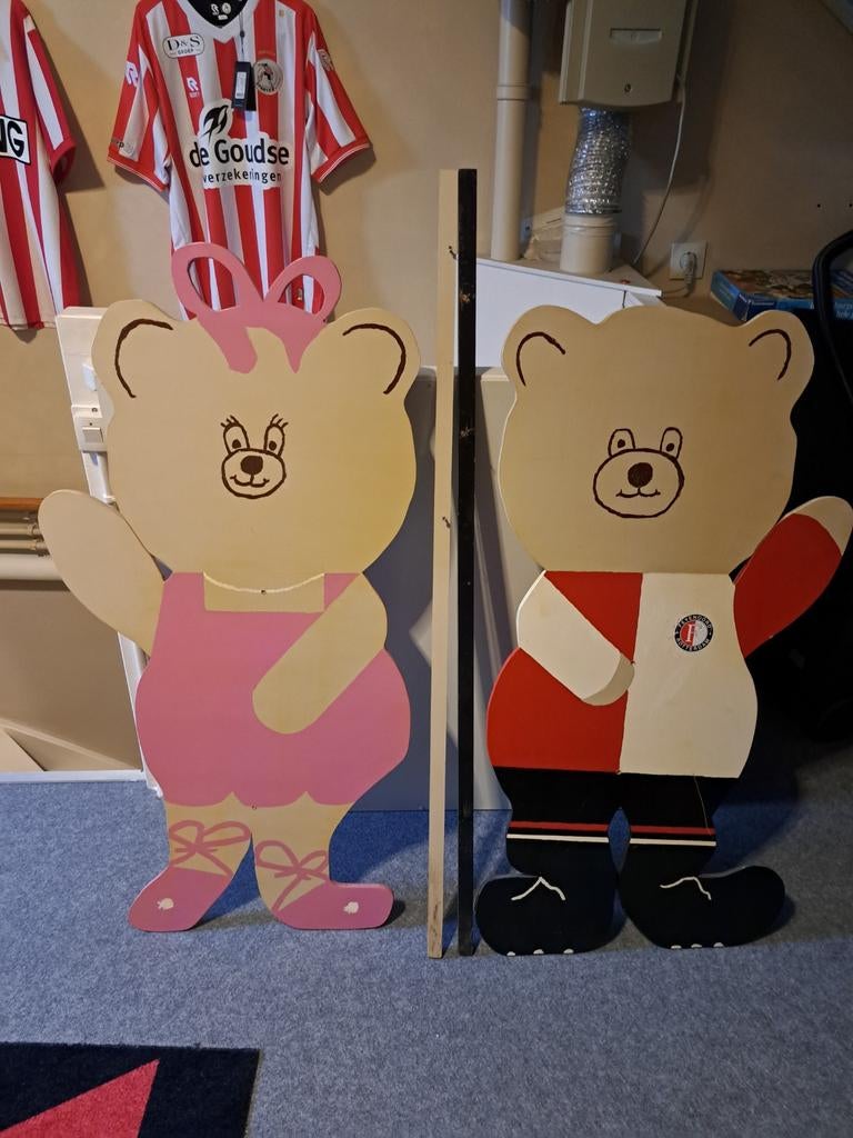 Houten decoratie beren: ballerina en Feyenoord fan, Ophalen, Gebruikt