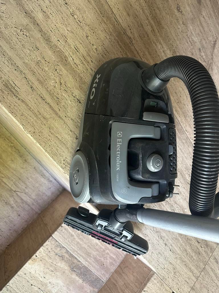 Electrolux XIO Stofzuiger 1500W - Krachtig en Compact, Gebruikt, Stofzuiger, 1200 tot 1600 watt, Ophalen