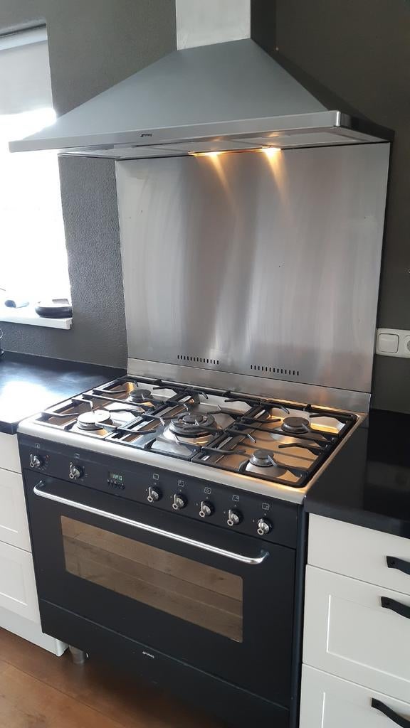 Prachtig groot gasfornuis van SMEG, Witgoed en Apparatuur, Fornuizen, Ophalen, Gebruikt, 60 cm of meer, Gas