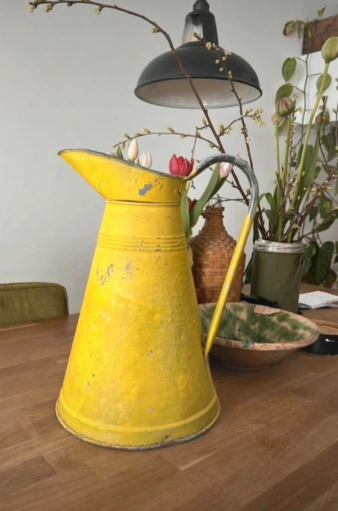 Grote gele zinken franse waterkan, Antiek en Kunst, Ophalen of Verzenden