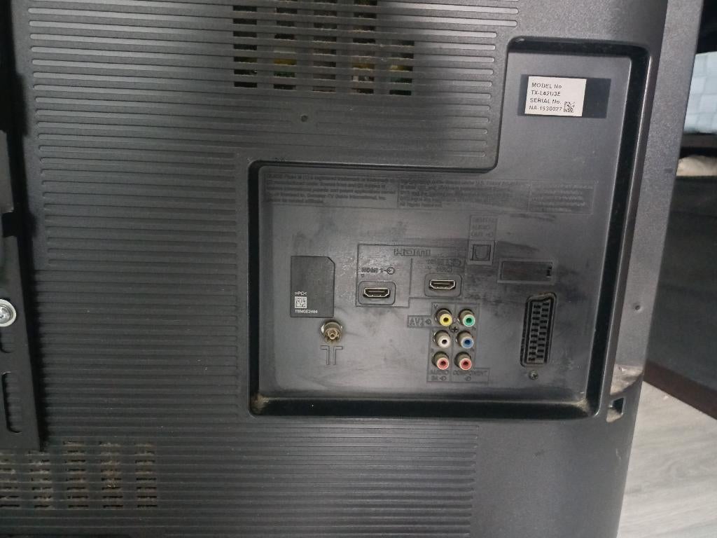 Panasonic 42 inch + muurbeugel, Ophalen, Gebruikt, Panasonic, 50 Hz