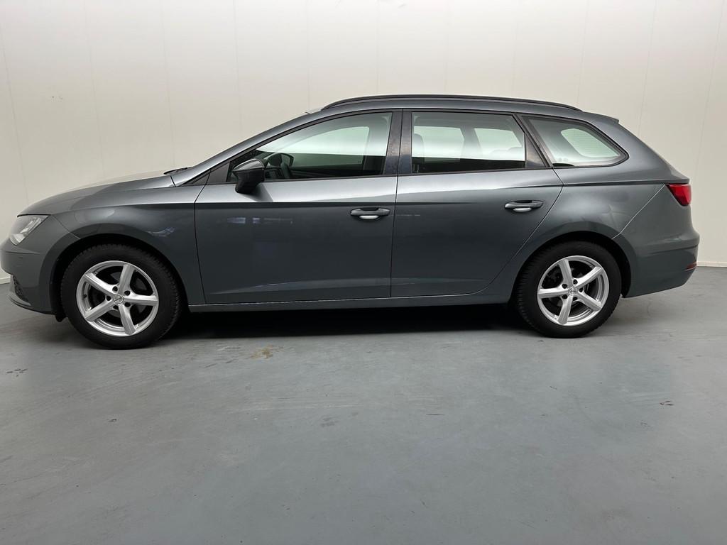 Seat LEON ST Seat Leon ST # Clima # Camera # Trekhaak # Appl, Auto's, Voorwielaandrijving, Gebruikt, Euro 6, 4 cilinders