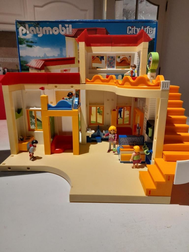 Zgan Playmobil Kinderdagverblijf, Ophalen of Verzenden, Zo goed als nieuw, Complete set