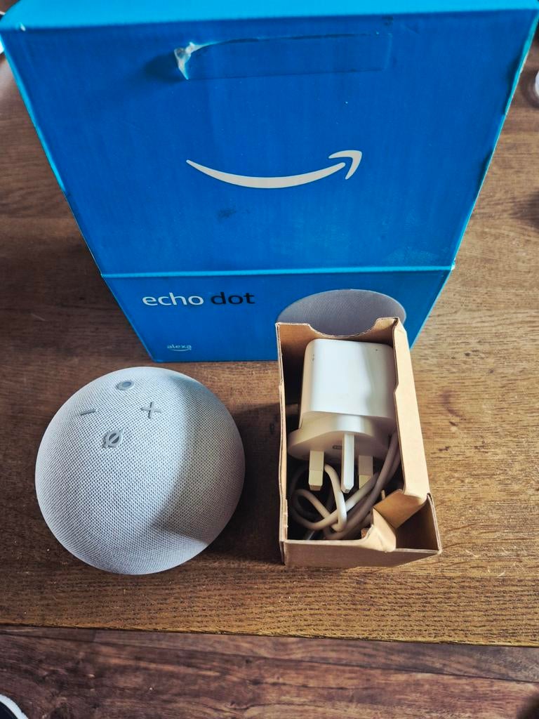 Amazon Echo Dot (nooit gebruikt), Ophalen of Verzenden, Zo goed als nieuw