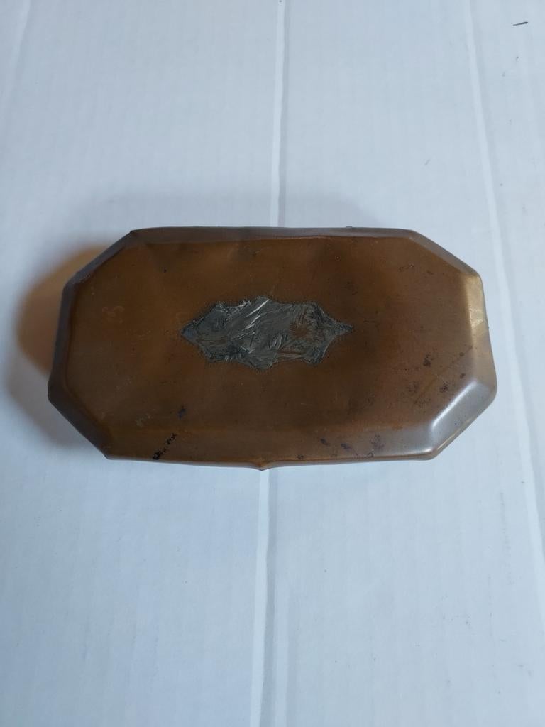 Oude rood koperen tabaksdoos € 10., Ophalen of Verzenden