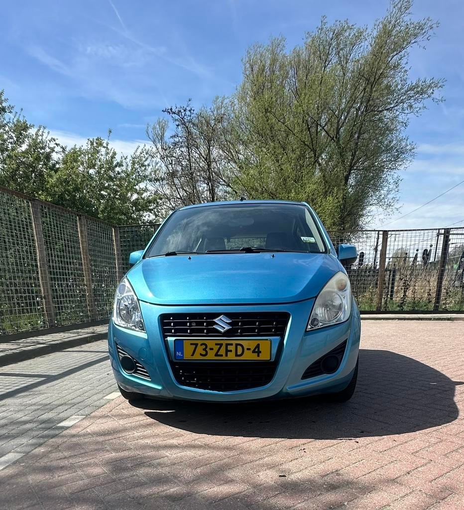 Suzuki Splash 1.2 AUT 2012 Blauw metallic, Auto's, Suzuki, Stof, 40 €/maand, 4 cilinders, Origineel Nederlands