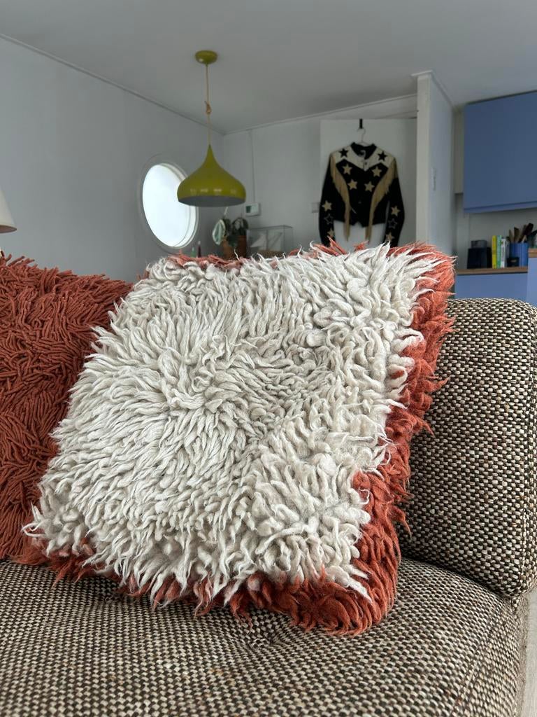 Sissy Boy kussen terra met wit, 50x50cm, Huis en Inrichting, Woonaccessoires | Kussens, Ophalen of Verzenden, Gebruikt, Oranje