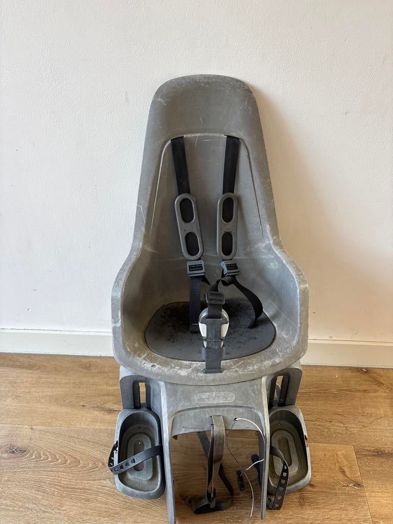 Bobike fietsstoeltje, Fietsen en Brommers, Fietsaccessoires | Fietsstoeltjes, Ophalen of Verzenden, Gebruikt, Achterzitje, Voetsteuntjes