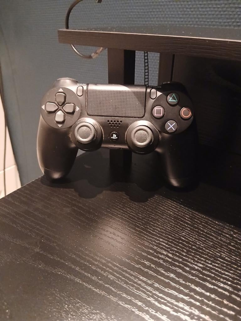 PS4 Controller - Goed Gebruikt met lichte stickdrift, Spelcomputers en Games, Spelcomputers | Sony PlayStation Consoles | Accessoires
