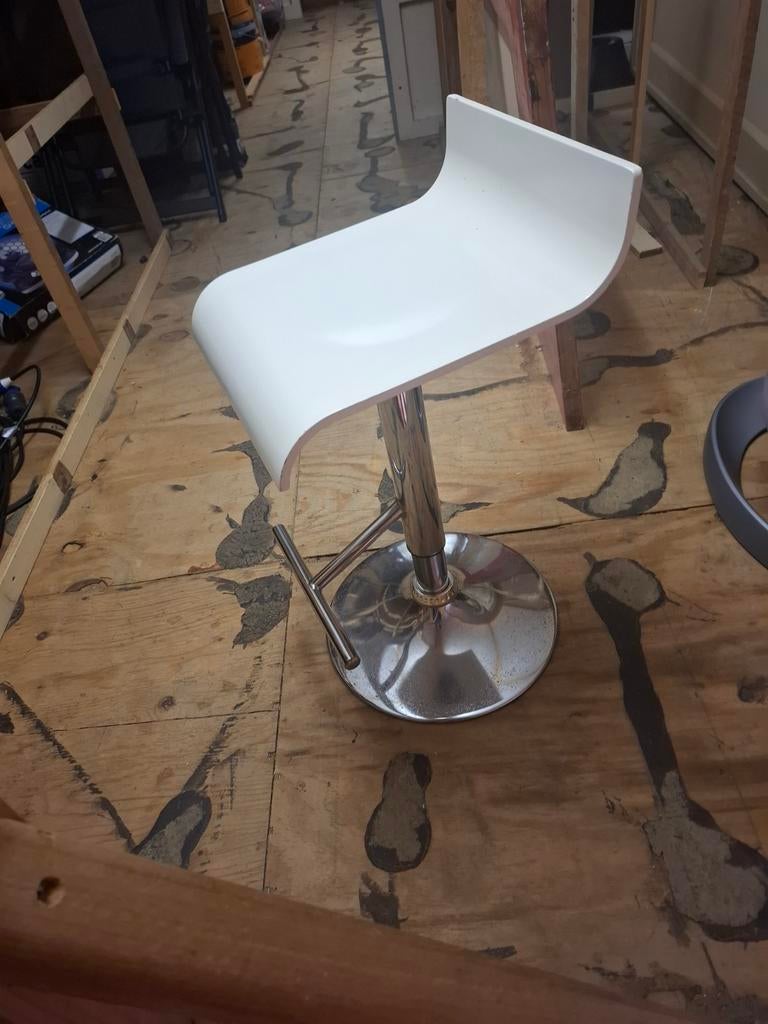 Barkrukken 2, 2 krukken, Ophalen, Gebruikt, 60 tot 90 cm