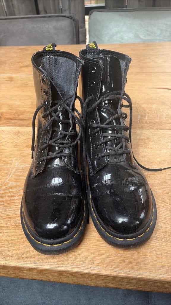 Dr Martens maat 40, Kleding | Dames, Ophalen of Verzenden, Zo goed als nieuw, Zwart