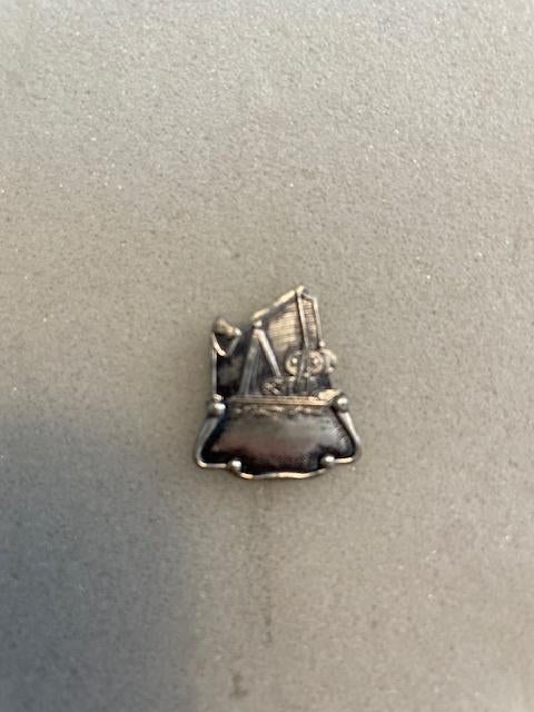 speldje JA-knikker Drenthe, Verzamelen, Speldjes, Pins en Buttons, Ophalen of Verzenden, Gebruikt, Overige onderwerpen