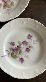 9 zeer oude gebaksbordjes. Porselein., Ophalen of Verzenden