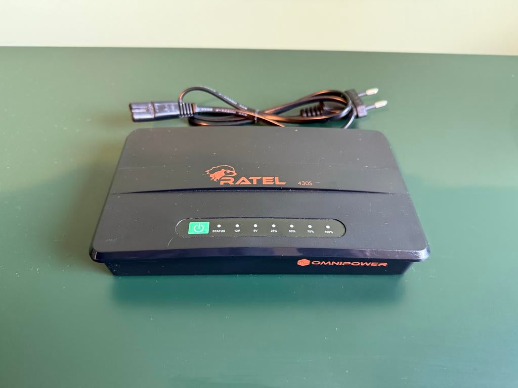Ratel 430s Mini-UPS / Powerbank met Zonne-energie Input, Ophalen of Verzenden, Nieuw
