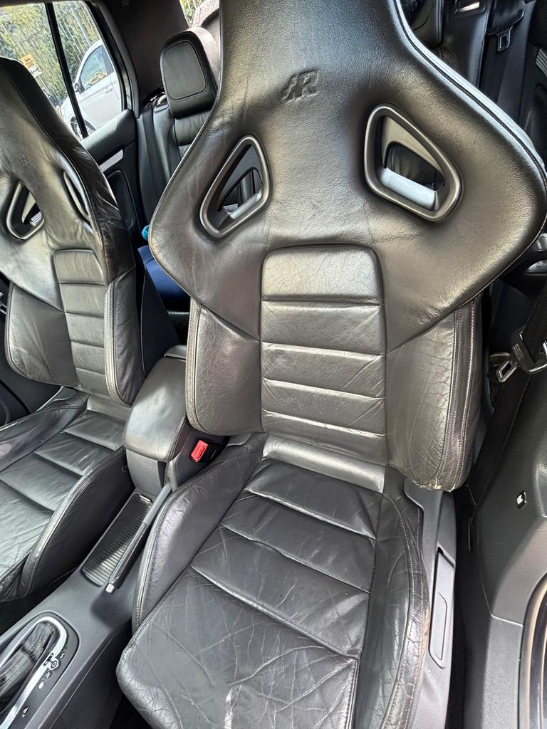 Volkswagen Golf R kuipstoelen leer, Auto-onderdelen, Interieur en Bekleding, Ophalen of Verzenden, Gebruikt, Volkswagen