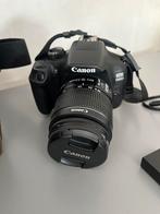 Canon EOS 1300D body, lens, extra batterij en draagtas, boek, Ophalen, Spiegelreflex, Canon, Zo goed als nieuw