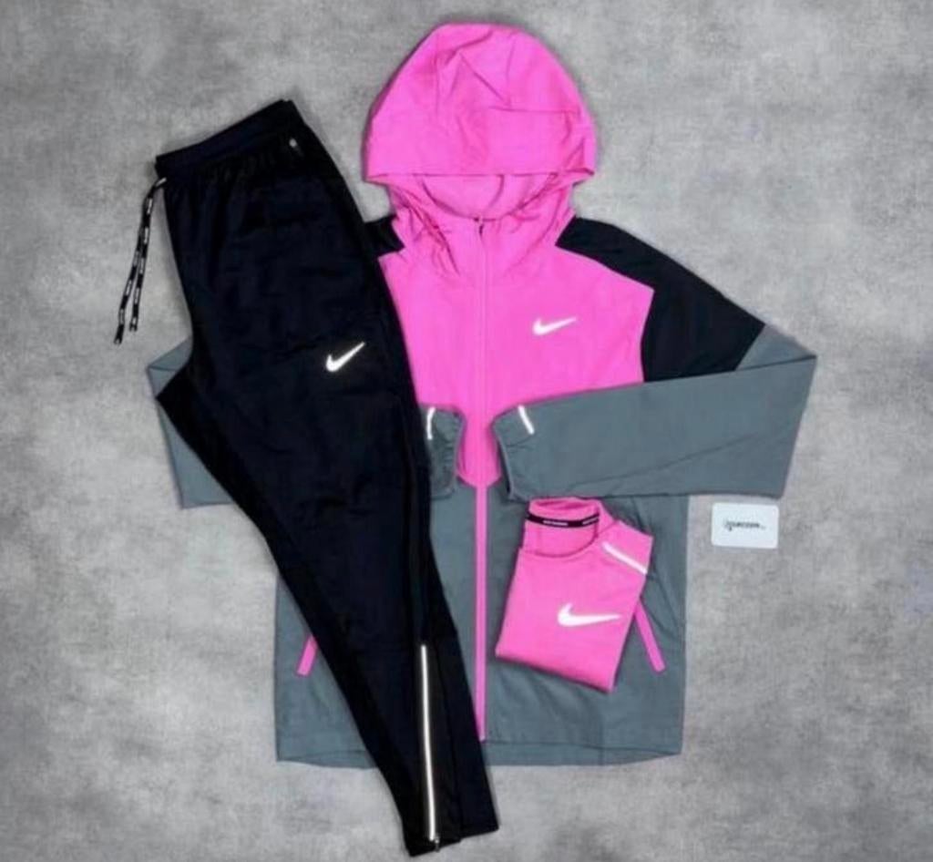 Nike Miller Set  (S, M, L), Kleding | Dames, Sportkleding, Nieuw, Ophalen of Verzenden, Maat 36 (S), Hardlopen of Fietsen