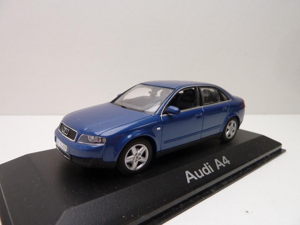 Audi A4 sedan  '' Minichamps '', Hobby en Vrije tijd, Modelauto's | 1:43, Ophalen of Verzenden, Zo goed als nieuw, Auto, MiniChamps