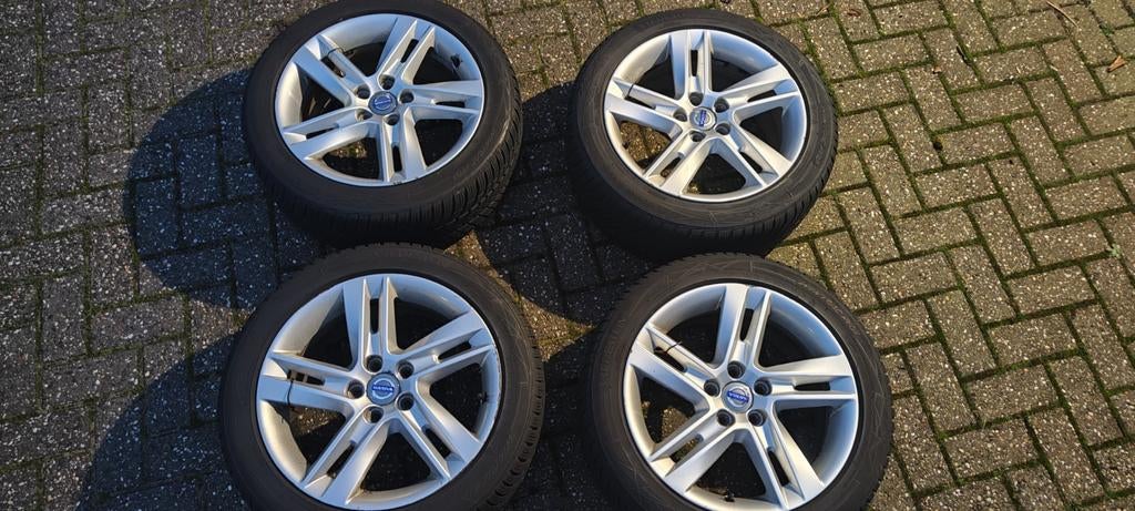 Volvo velgen 17inch steek 5x108, Vredestein WinTrac Pro, Ophalen, Gebruikt, Banden en Velgen, 17 inch