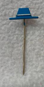 Speldje Pakhoed (blauwhoed), Ophalen of Verzenden, Zo goed als nieuw, Merk, Speldje of Pin