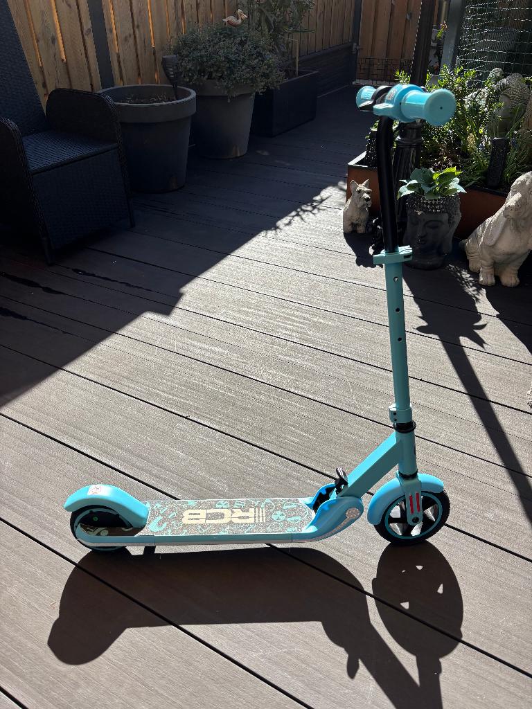 Te koop aangeboden: Electrische step voor kinderen., Ophalen, Zo goed als nieuw, Elektrische step (E-scooter), Overige merken