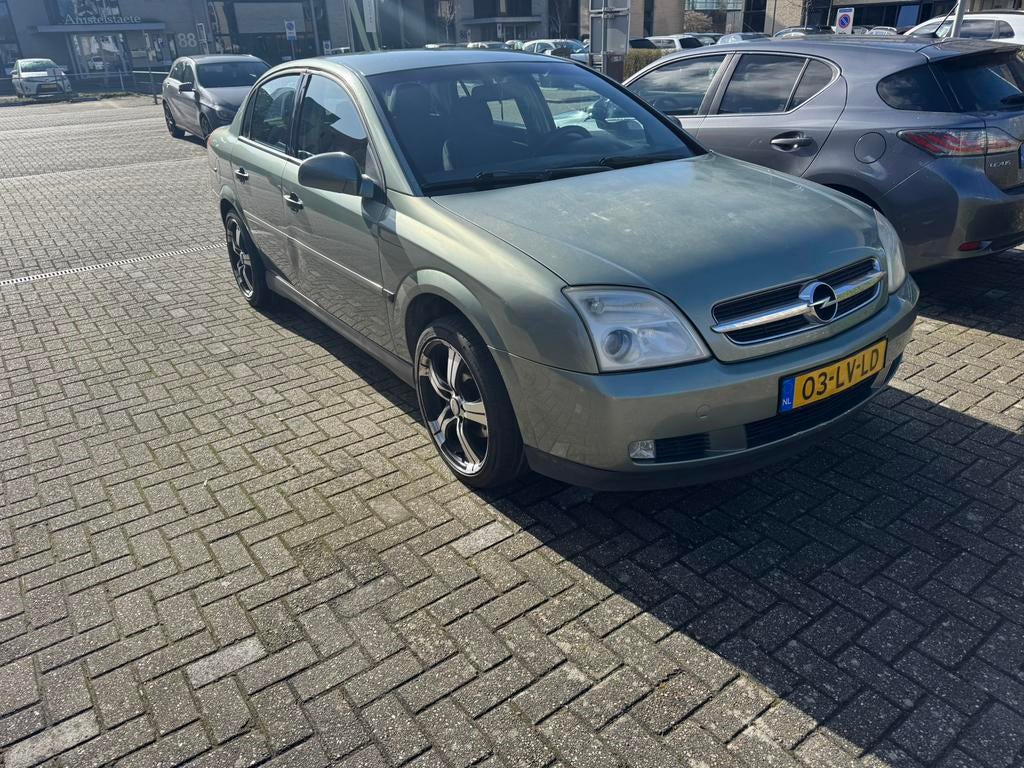 Opel Vectra 1.8 APK 2026 Camera 18 inch velgen rijdt goed, Voorwielaandrijving, 4 cilinders, 1796 cc, Handgeschakeld