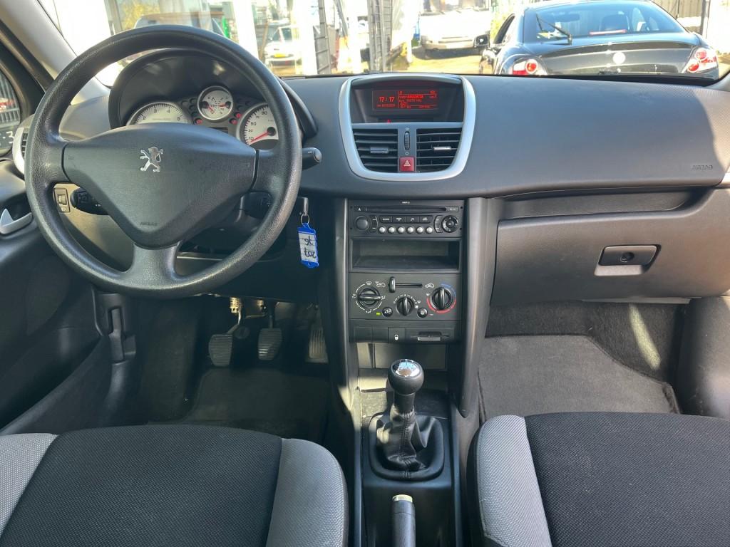 Peugeot 207 1.4 VTi Cool 'n Blue Airco Cruise, Auto's, Gebruikt, Origineel Nederlands, Bedrijf, Handgeschakeld